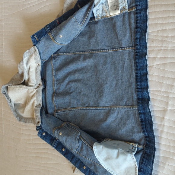 Jean Jacket - Picture 8 of 9